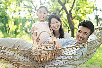 《XXX NIGHTSHIFT》Steam上线 悬疑冒险RPG